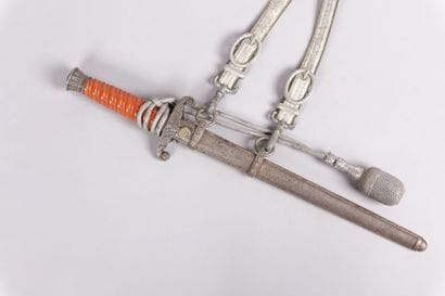 Dague d’officier Heer Mle 1935 - garde

gravée...