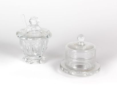 BACARRAT

Moutardier et sa cuillère en cristal

Haut....