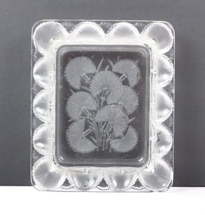 LALIQUE

Cendrier de forme rectangulaire...