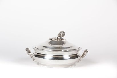 Soupière couverte en métal argenté, modèle...