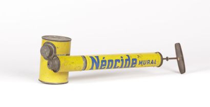 Pulvérisateur à piston de marque Néocide...