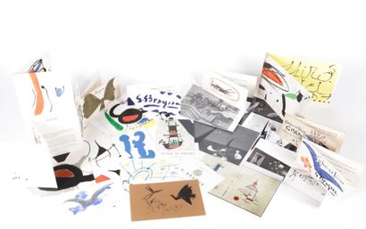 Ensemble de 22 cartons d'invitation illustrés...
