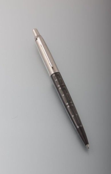 PARKER stylo noir et métal