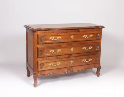 Commode en bois naturel mouluré et teinté...