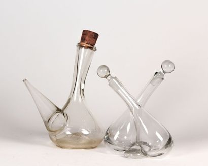 Lot en verre translucide comprenant un guédoufle...