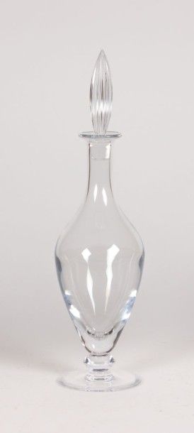 CHRISTOFLE

Carafe sur piédouche en cristal...