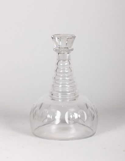 BACARRAT

Carafe en cristal translucide et...