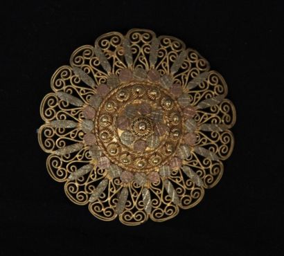 Broche rosace en or jaune et en or

rose,...