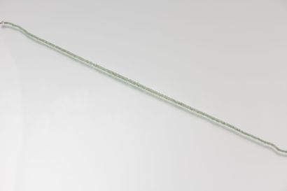 Collier choker de perles d’émeraude en

chute,...