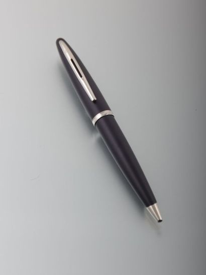 WATERMAN Stylo laqué noir et métal
