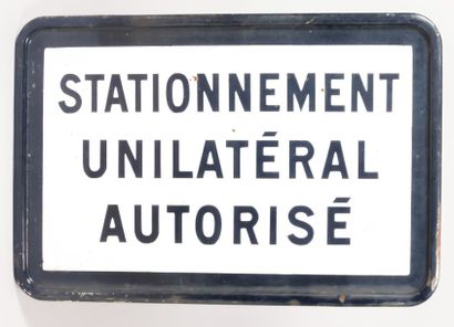 Plaque de signalisation émaillée de forme...