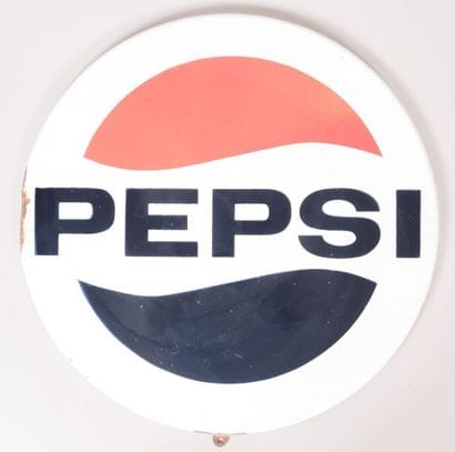 PEPSI

Plaque émaillée ronde

(tâches et...