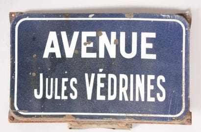 Plaque émaillée de forme rectangulaire marquée...