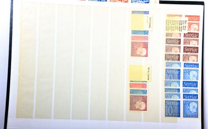 Deux albums (un grand et un petit) Suède,...