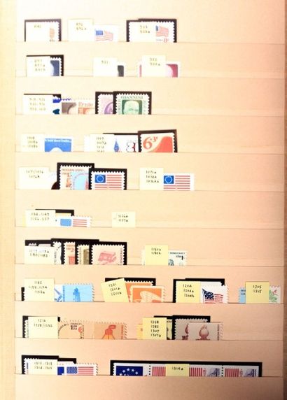 Un album dont Etats Unis, carnets et divers....