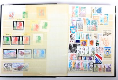 Un album France dont 398, Andorre, Monaco,...