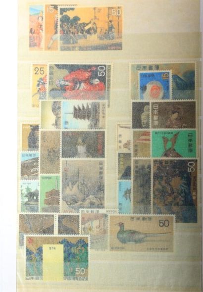 Deux volumes dont Vatican, Suisse, Japon,...