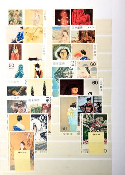 Deux volumes dont Vatican, Suisse, Japon,...