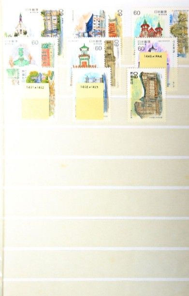 Deux volumes dont Vatican, Suisse, Japon,...
