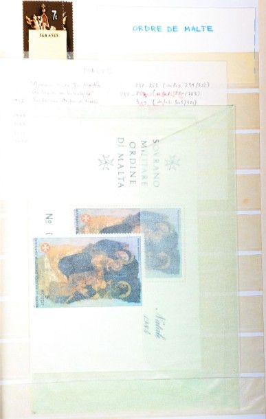 Deux volumes dont Vatican, Suisse, Japon,...