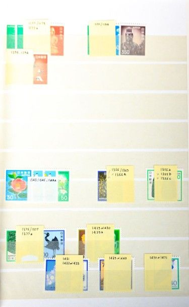 Deux volumes dont Vatican, Suisse, Japon,...