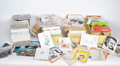 [ILLUSTRATIONS] 

Ensemble de cartes imprimées...