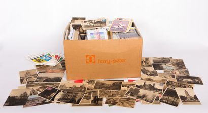 [DIVERS] 

Ensemble de cartes imprimées modernes...