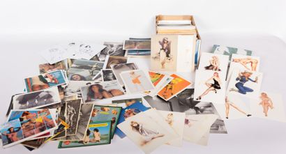 [EROTICA] 

Ensemble de cartes imprimées...