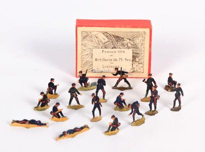 Lot de dix sept figurines en plomb moulé...
