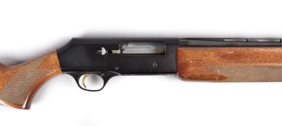 Fusil Browning B80SL - Cal. 12/70

N° 420PX16413...