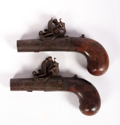 Paire de pistolets de poche à l'écossaise...