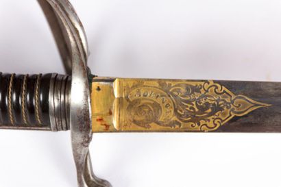 Sabre d'officier de cavalerie, garde acier...
