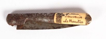 Couteau corse, lame gravée Vendetta corse...