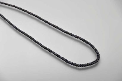 Collier de disques de saphir, le fermoir...