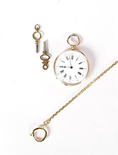 Montre de gousset en or, le boitier de forme...