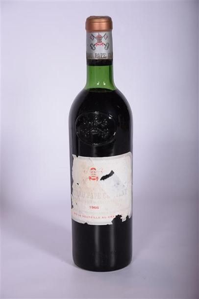 1 Blle	CH. PAPE CLÉMENT	Graves GCC	1966
	Et....