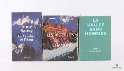 [MONTAGNE]
Lot comprenant trois volumes :...