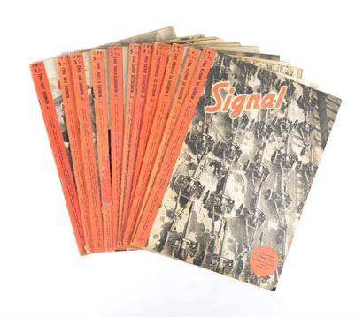 [REVUE SIGNAL]
Lot comprenant douze revues...