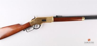 Carabine à levier de sous garde Winchester...