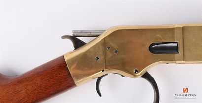 Carabine à levier de sous garde Winchester...