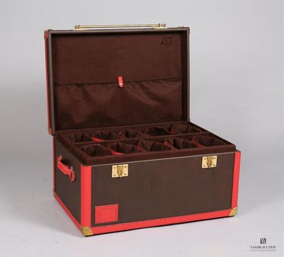 ATELIER EPHTEE
Malle courrier de rangement...