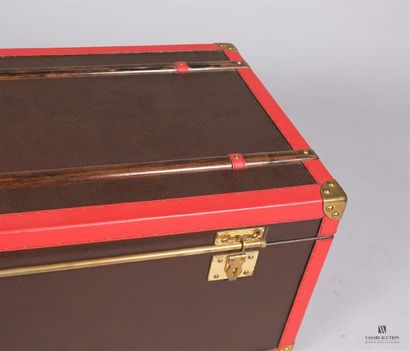 ATELIER EPHTEE
Malle courrier de rangement...