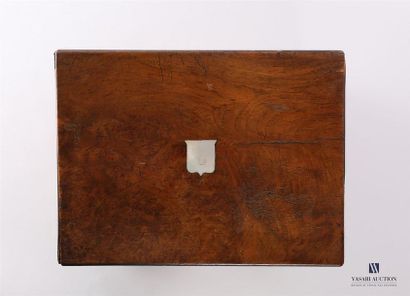 Coffret de forme rectangulaire en bois de...