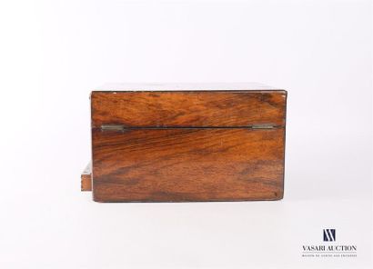 Coffret de forme rectangulaire en bois de...