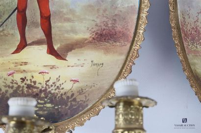 Paire d'appliques à trois bras de lumière...