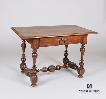 Table à écrire en bois naturel mouluré, le...