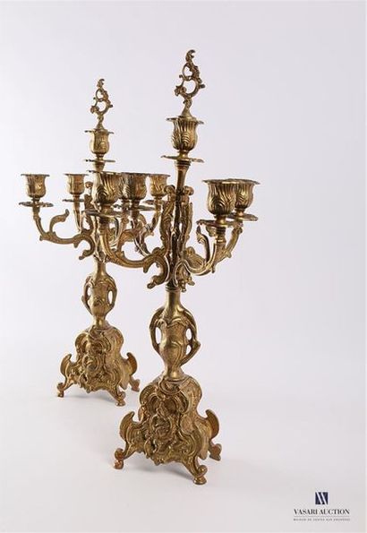 Paire de candélabres en bronze doré à quatre...