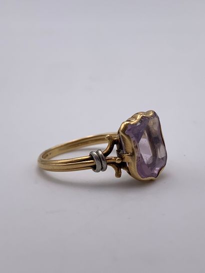 Bague en or jaune 750 millièmes ornée d une...