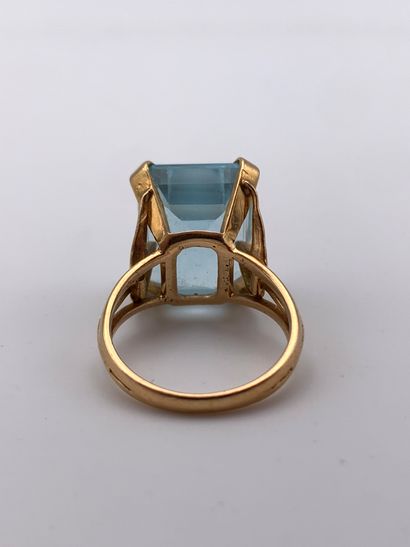 Bague en or jaune 750 millièmes ornée d une...