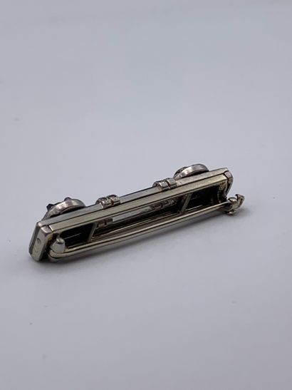 Broche barrette en platine ornée d onyx (fêles)...